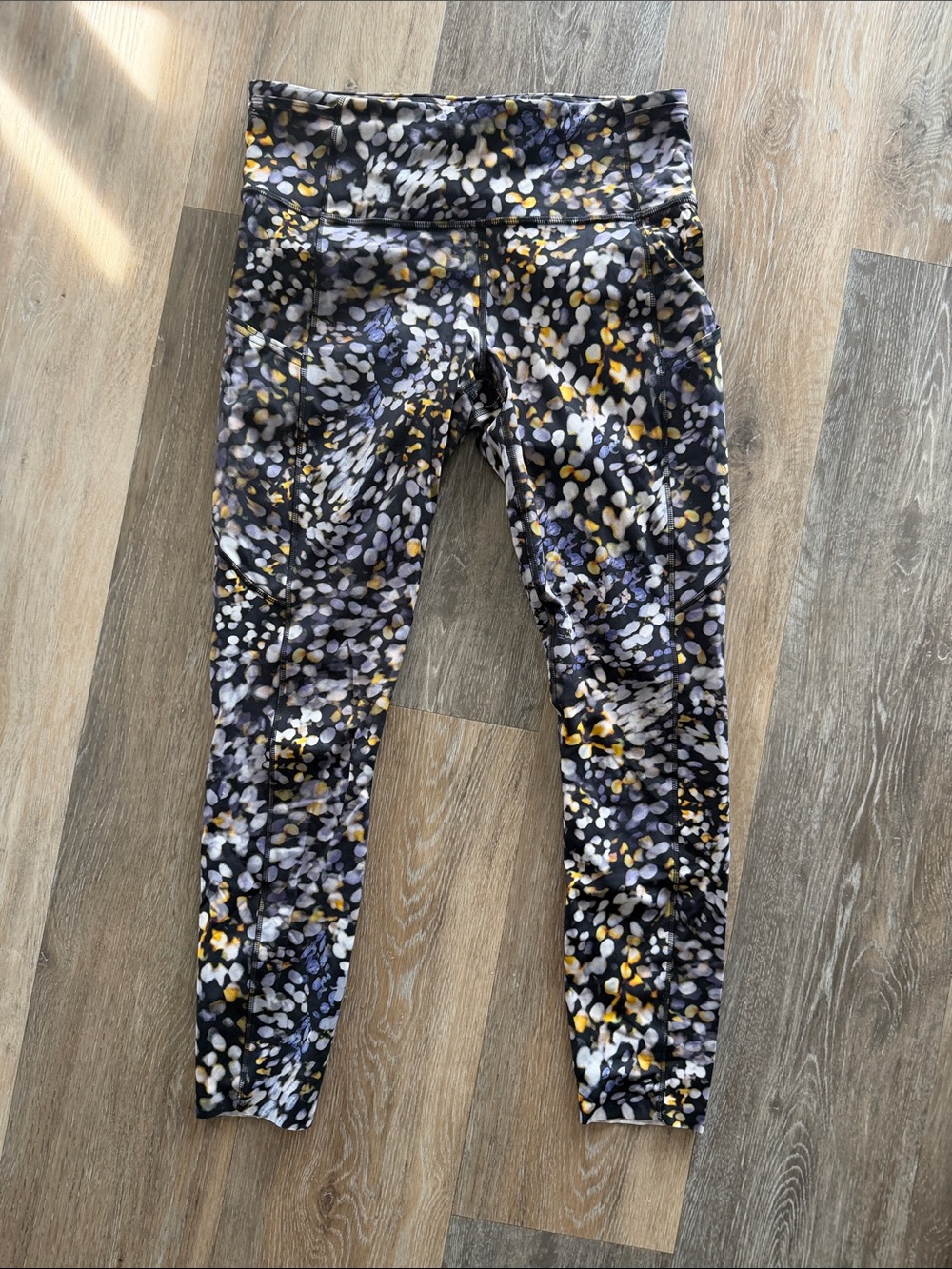 Lululemon Fast and Free Patterned leggings, Sz 8